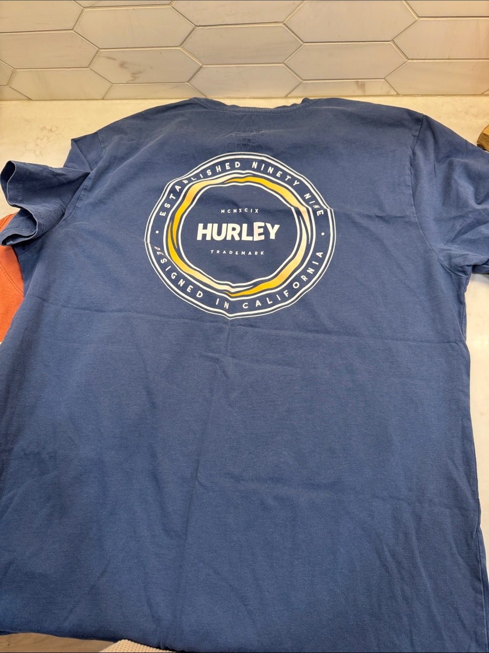 Men’s Hurley Short-Sleeve Shirt Bundle Medium - Picture 6 of 10